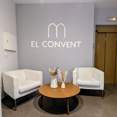 Hostal El Convent De Moncada Exterior photo