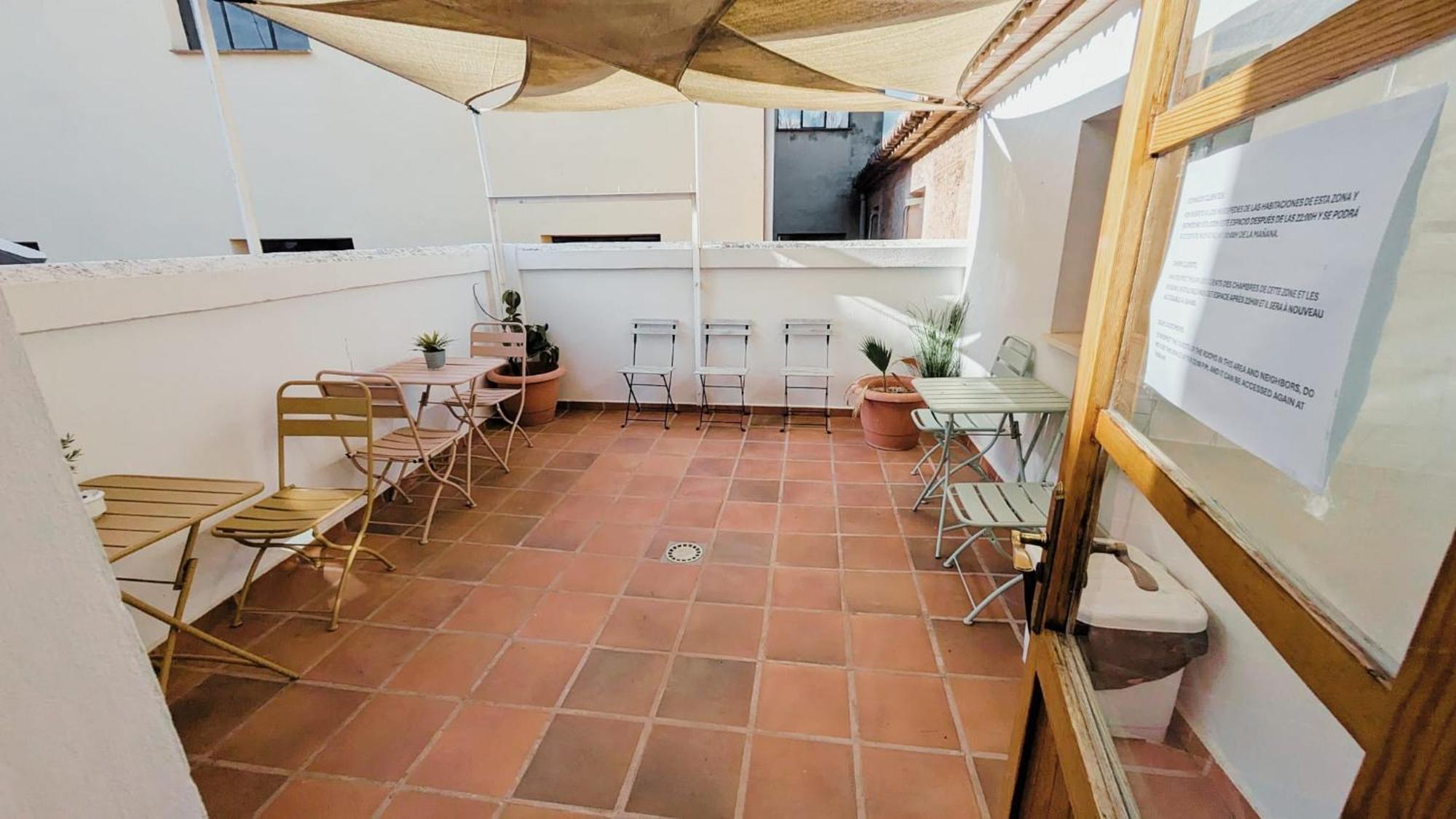 Hostal El Convent De Moncada Exterior photo